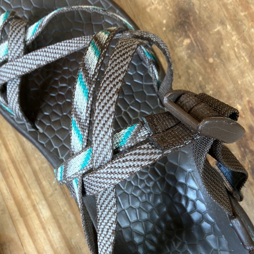 Chacos Size 8 - Picture 3 of 9